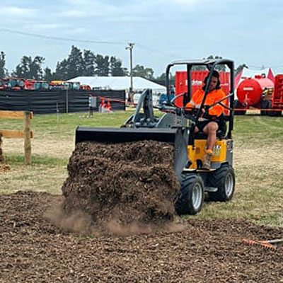 oamaru mini loader hire